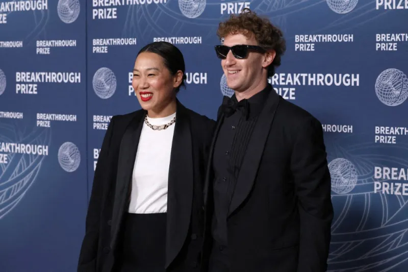 مارك زوكربيرج يكشف رد فعل زوجته المفاجئ على هديته المميزة!