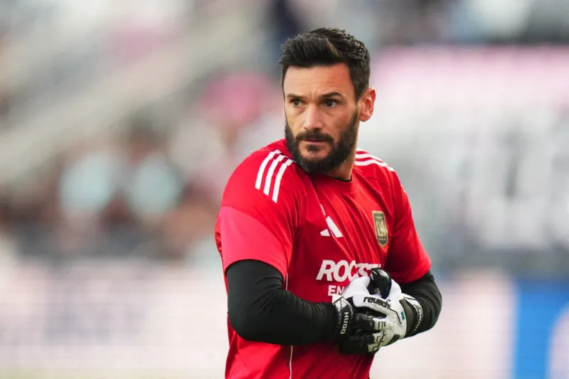 قبل المجد الكروي.. لاعبون وُلدوا وفي أفواههم "ملعقة من ذهب"