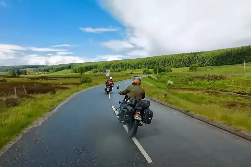 مغامرة جديدة تجمع إيوان مكريجور وتشارلي بورمان في Long Way Home ( فيديو)