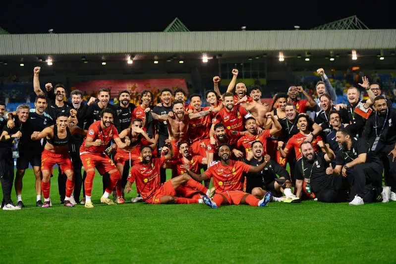 القادسية ضد الاتفاق.. ديربي الشرقية في مقارنة بالقيمة التسويقية