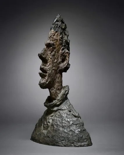 بسعر متوقع يتجاوز 70 مليون دولار منحوتة لجياكوميتي تتصدر مزاد سوثبيز 