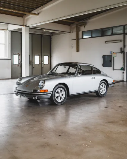  بورشه الكلاسيكية 911 إس كوبيه 1967 تبحث عن مالك جديد بسعر 170 الف يورو