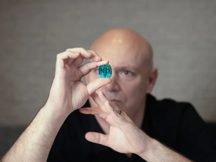 جوهرة نادرة تثير الترقب في مزاد بونهامز بسعر قد يصل لـ125 مليون دولار