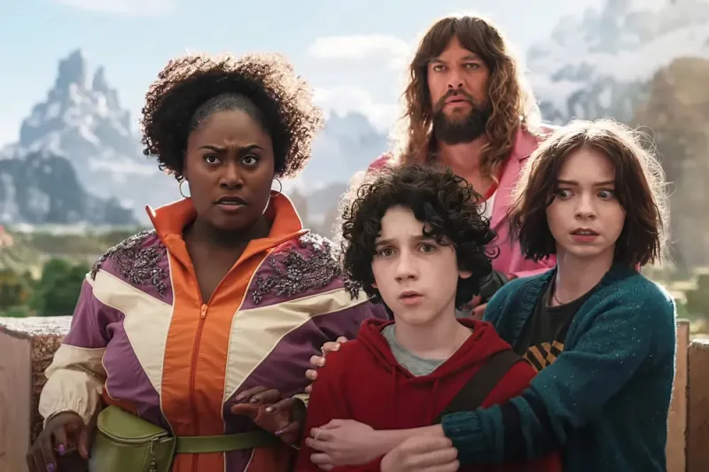 هل يحقق فيلم ماينكرافت المليار الأول في 2025؟ ( فيديو)