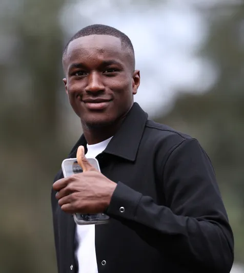 موسى ديابي يتحدى الهلال: "الاتحاد باقٍ في القمة"