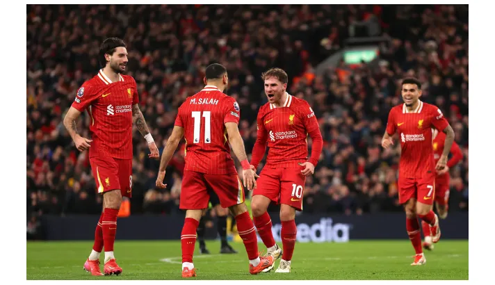 ليفربول يتوج بالدوري الإنجليزي بفوز ساحق على توتنهام (فيديو)