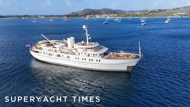 بعد تحديث فاخر.. يخت "شيرخان" الكلاسيكي يعود بفخامة إلى الكاريبي (صور)