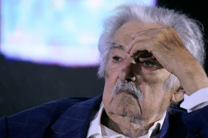 بعد رحيله.. لماذا لُقب خوسيه موخيكا بأفقر رئيس في العالم ؟