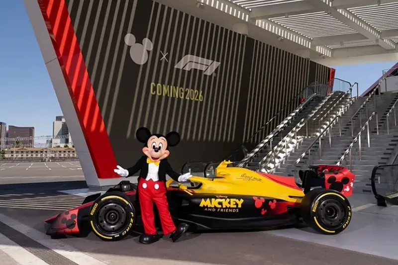 تحالف عالمي بين ديزني والفورمولا 1 يبدأ في 2026 لتقديم تجارب ترفيهية فريدة