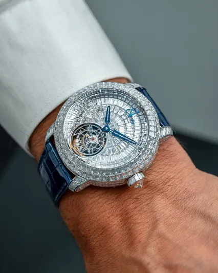 ساعة كافيار توربيون: الفخامة في تصميم وآلية مبتكرة من جاكوب آند كو (فيديو)