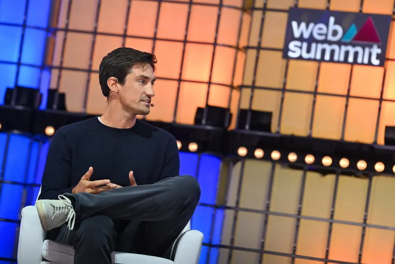 لماذا انتقل مؤسس شركة Checkout الى موناكو؟ تعرف على السبب