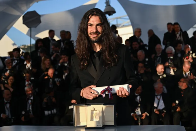 فيلم Sirat يحصد جائزة لجنة التحكيم الكبرى في مهرجان كان السينمائي 2025 (فيديو) 