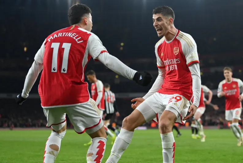 تشكيلة أرسنال ضد نيوكاسل وغيابات مؤثرة اليوم الأحد 18 مايو 2025