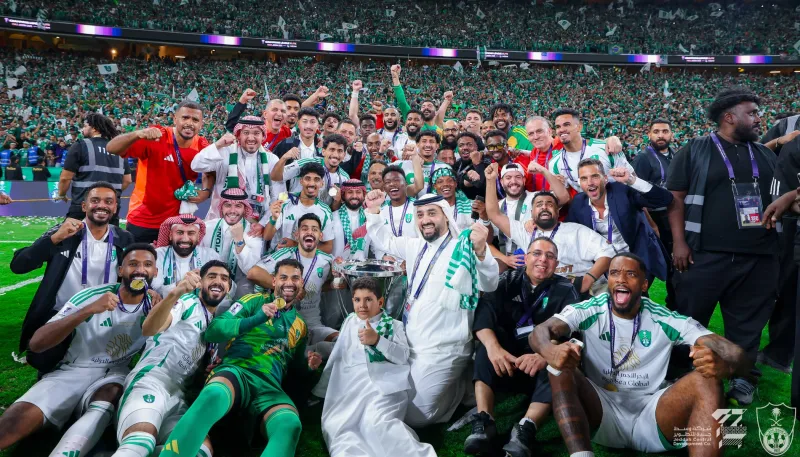 بعد فوز الأهلي ببطولة النخبة الآسيوية.. عبادي الجوهر يشارك الفرحة بأغنية جديدة