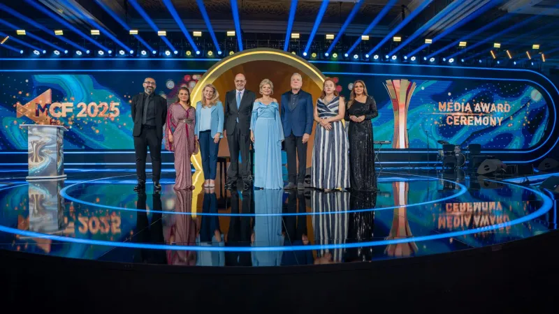 تكريم نبيل الخطيب بـ"جائزة الإنجاز مدى الحياة" في حفل مؤسسة مي شدياق للإعلام