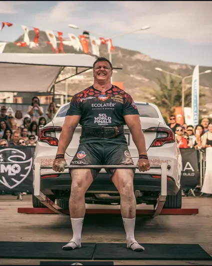 خلال مشاركته الأولى: راينو نيل يُتوّج بلقب "أقوى رجل في العالم 2025" 