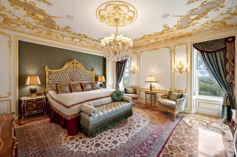 بيع شقة  في فندق بلازا بنيويورك لملياردير روسي بـ21 مليون دولار