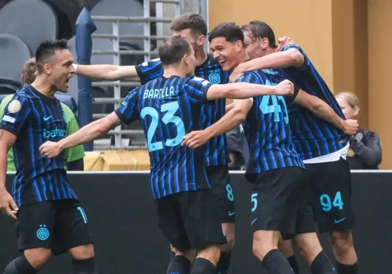 مواعيد مباريات اليوم.. قمم لا تُفوّت في ليلة الحسم