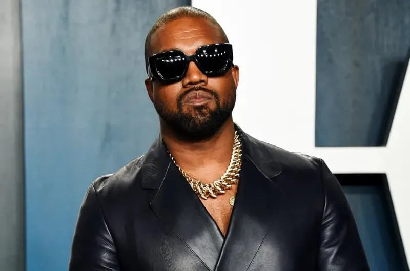 هل يكشف "Ye Ye" عن فصل جديد في مسيرة كانييه ويست؟ هل يكشف "Ye Ye" عن فصل جديد في مسيرة كانييه ويست؟
