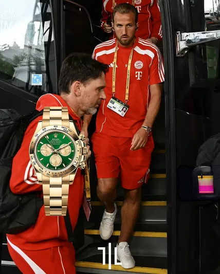 هاري كين يتألق بساعة Rolex Cosmograph Daytona نادرة 