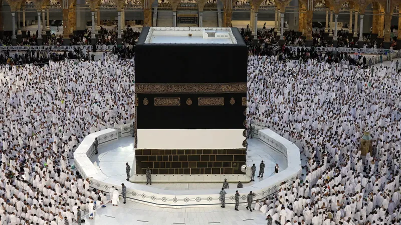 الهيئة العامة للإحصاء تكشف: كم بلغ عدد الحجاج في موسم حج 2025؟ 