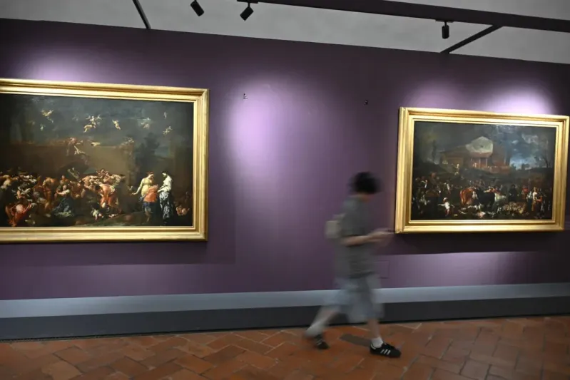 سيلفي كارثي يُمزق لوحة لا تُقدّر بثمن في متحف بفلورنسا