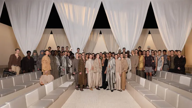 تصميمات عصرية: ما الذي خطف الأنظار في أسبوع الموضة الرجالية بميلانو؟