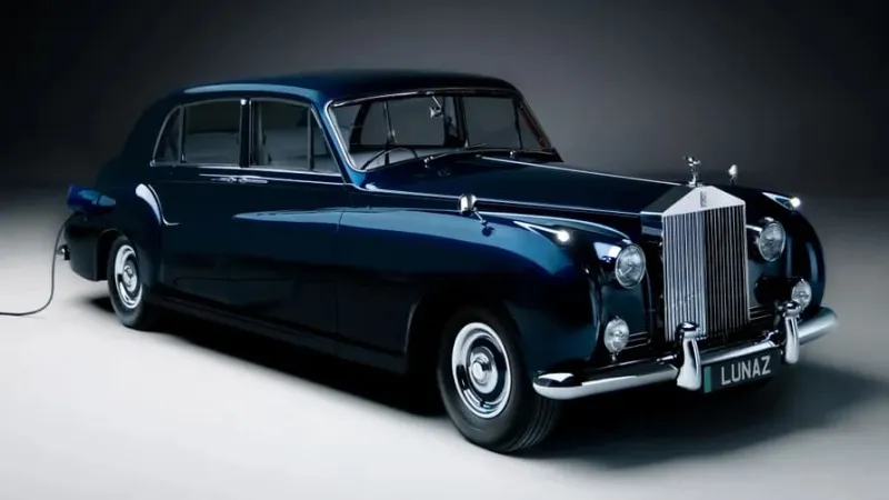 Rolls-Royce الكلاسيكية تنضم إلى العصر الكهربائي بلمسة من Lunaz