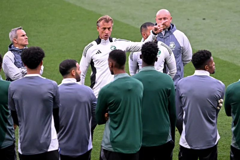 استبعاد مفاجئ لجهاد ذكري.. ما الذي فاجأ رينارد؟