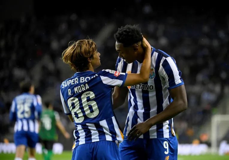 صراع القارات في مونديال الأندية.. مواجهات حاسمة اليوم