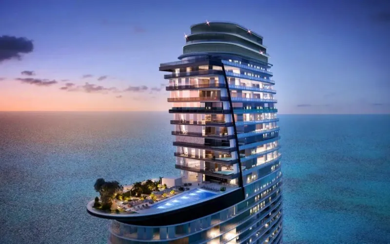 من الحلبة إلى السكن الفاخر.. أستون مارتن تبهر ميامي