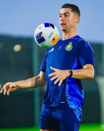كريستيانو رونالدو يحسم مستقبله مع النصر مع شروط فنية للبقاء