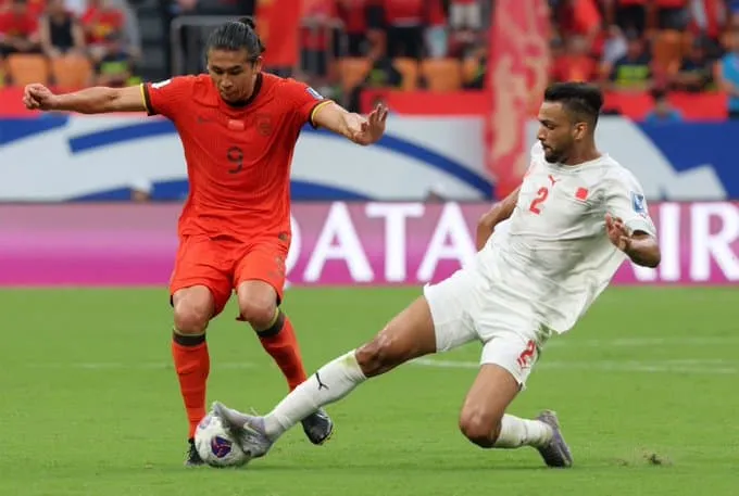 هدف قاتل يحسم فوز الصين على منتخب البحرين في تصفيات كأس العالم 2026 (فيديو)