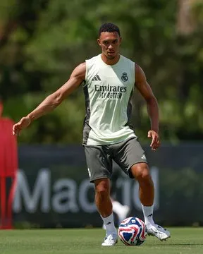 القيمة السوقية لصالح ريال مدريد… فهل يُحدث الهلال المفاجأة؟