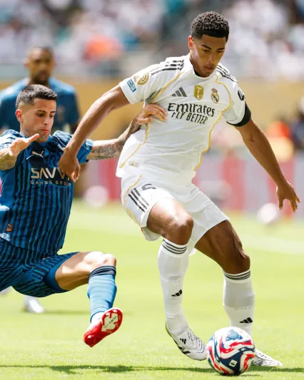 الهلال يضع تشابي ألونسو في أول اختبار حقيقي ويفتح باب النقاش!