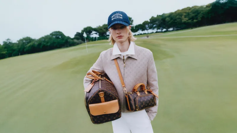 صيحة LogoMania تعاود إبهار عشاق العلامات الفاخرة في صيف 2025