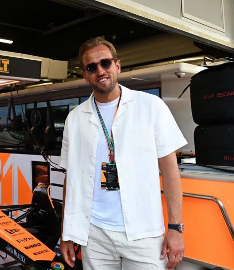 هاري كين يتباهى بساعة من أحدث مجموعات Patek Philippe  