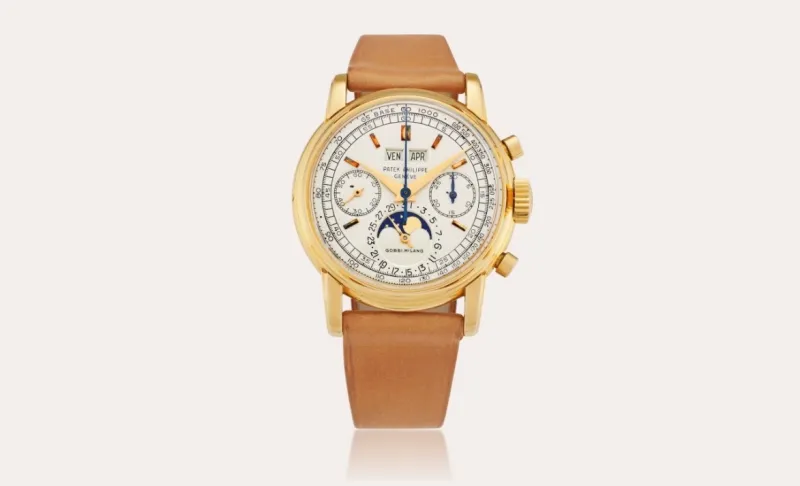 ندرة مطلقة وأناقة خالدة: ساعة Patek Philippe 2499 تخطف الأضواء في نيويورك