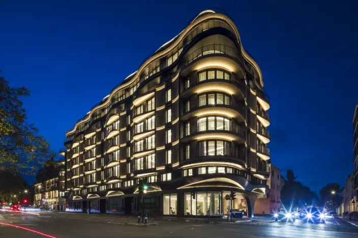 بنتهاوس فاخر في لندن بـ 56 مليون دولار: إطلالات لا تُضاهى 