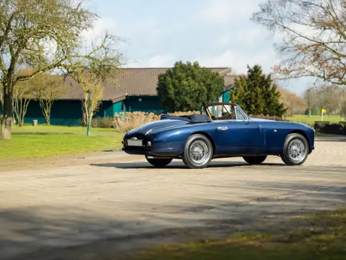سيارة مكشوفة من زمن الأناقة.. DB2 Drophead Coupé في مزاد بريطاني