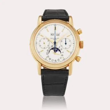 ساعة نادرة من Patek Philippe تحقق رقمًا مذهلًا في مزاد