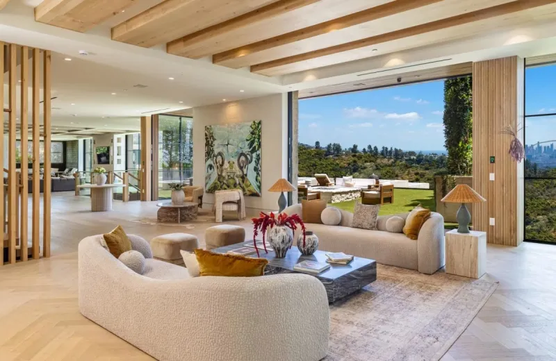 ريتشارد ساغيان يضيف عقارًا فاخرًا لمحفظته.. 32 مليون دولار نقدًا في بيفرلي هيلز