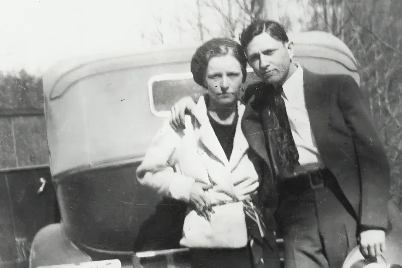 بوني وكلايد: الحبيبان المجرمان اللذان ألهما لعبة GTA 6