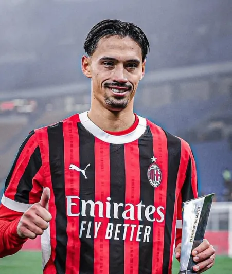 من ميلانو إلى مانشستر.. تيجاني ريندرز يبدأ مغامرته الإنجليزية الكبرى