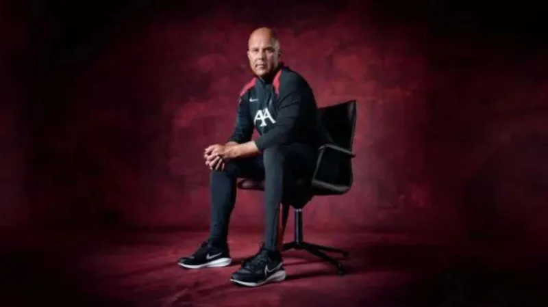 بعد رباعية ميلان.. سلوت يكشف أسباب غياب نونيز ودياز ويوضح مستقبل ليفربول