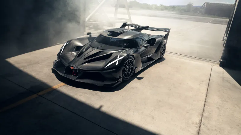 أول نسخة من بوجاتي بوليد للبيع بسعر يصل إلى 6 ملايين دولار