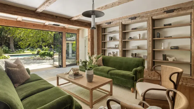 عقار سينمائي من خمسينيات هوليوود يُطرح مجددًا في السوق بسعر فلكي