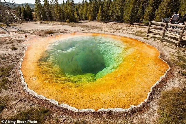 ما أخطر 10 سيناريوهات لنهاية العالم؟ تفاصيل صادمة