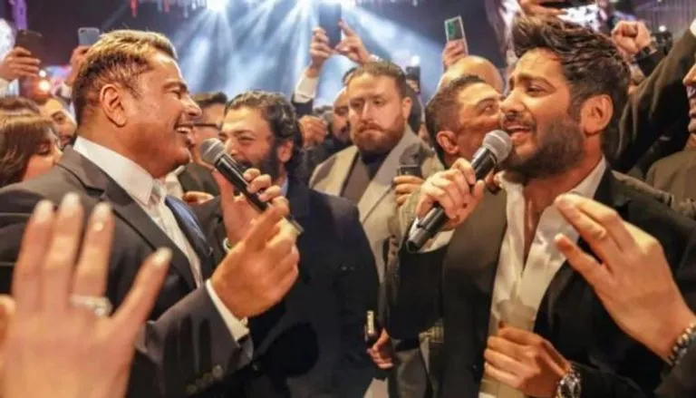 بعد جدل مع عمرو دياب.. تامر حسني يحتفل بتصدر أغنيتين من ألبومه الجديد قوائم أنغامي