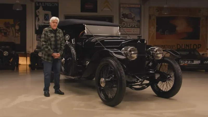  تفوق على كريستيانو رونالدو وبيل جيتس.. المذيع جاي لينو يتصدر هذه القائمة (فيديو)